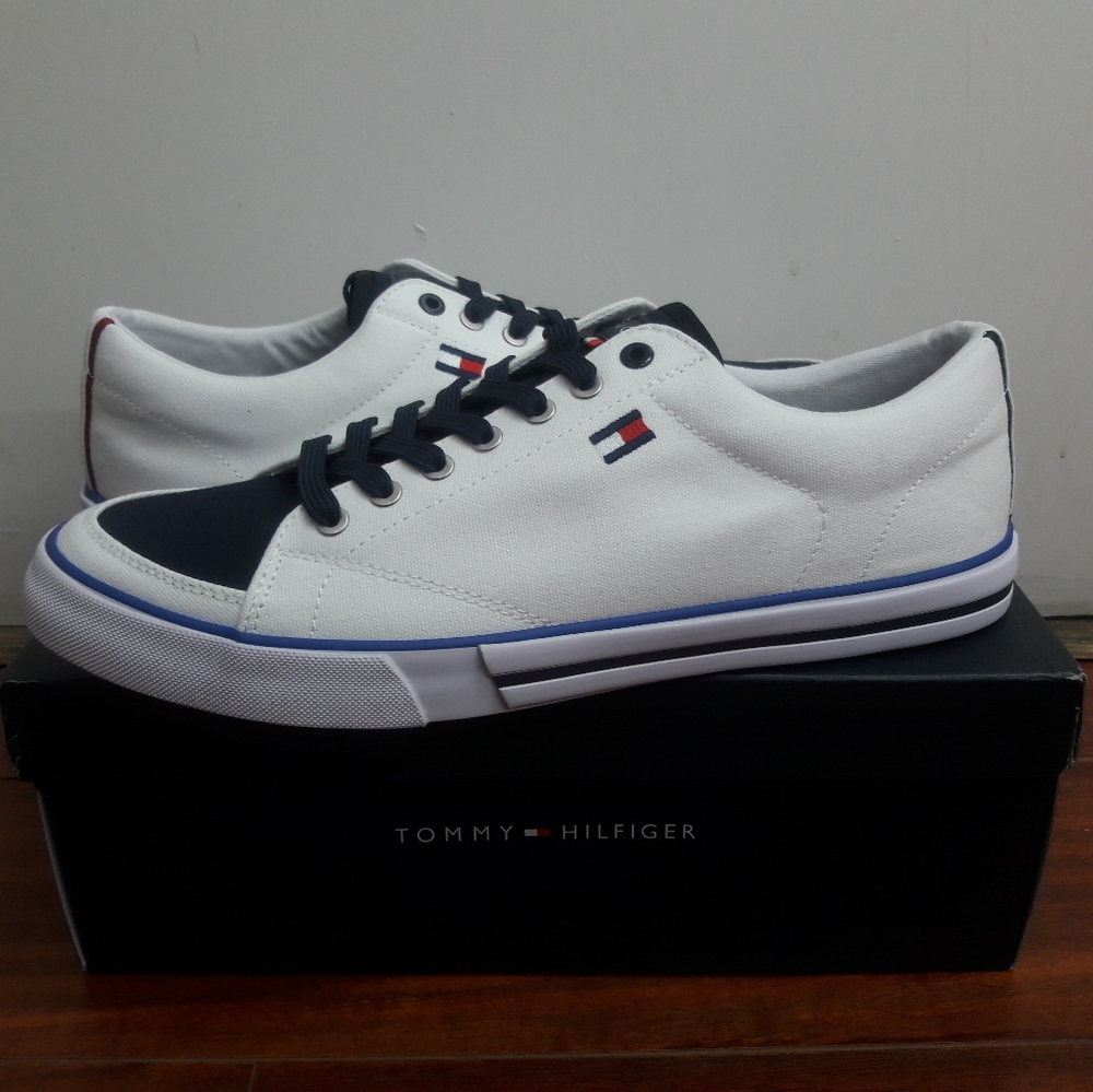 Tommy Hilfiger sneakers - Picture 1 of 6